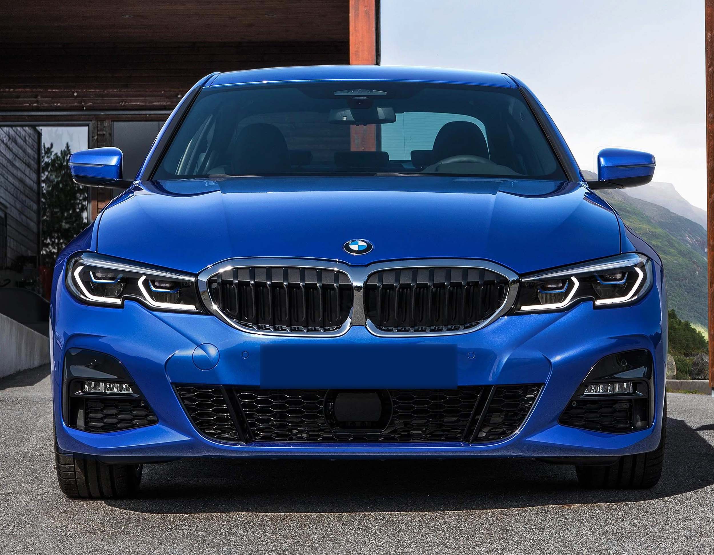 BMW 3-Series 320 xDrive Exterior Front Design