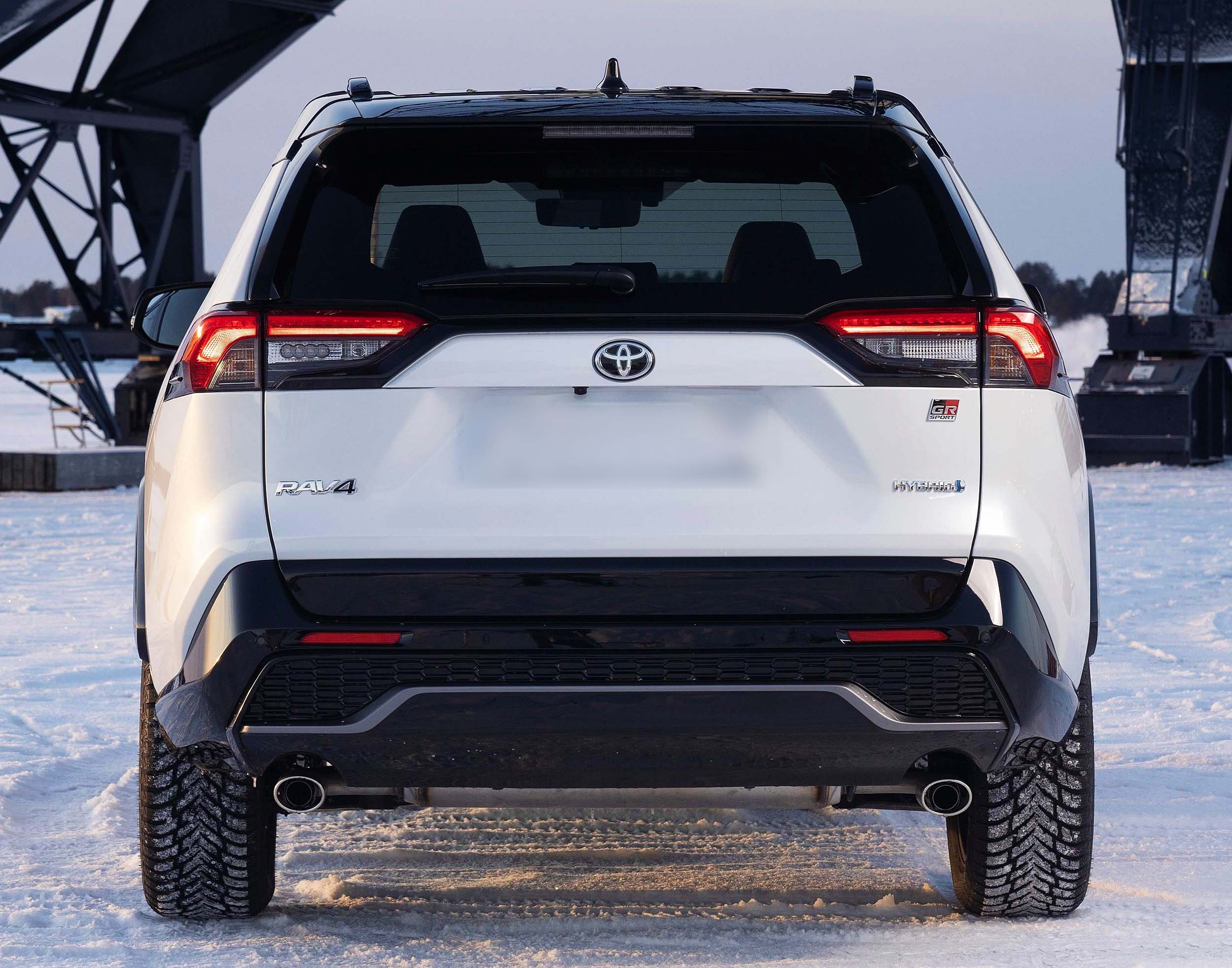 Toyota RAV4 GR Sport Exterior Rear Design Winter Snow