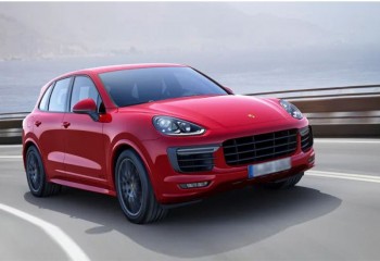 SUV-urile Porsche Cayenne din a doua generatie sunt disponibile la PHP Rent a Car