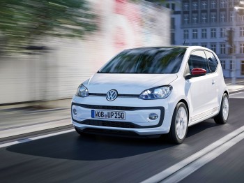 Mobilitate ieftină și rapidă în Cluj: alege o mașină mică de la PHP închirieri auto