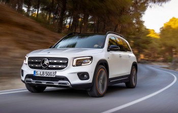 Comfort and safety on summer roads: rent a Mercedes-Benz GLB from PHP car rentals Cluj