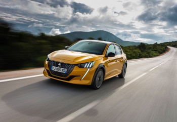 Peugeot 208 for rent in Cluj: from only 19 euros per day, this fall