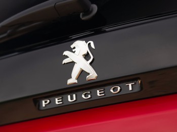 Raport Safety Gate 2025: Peugeot conduce clasamentul rechemărilor în Europa, urmat de Kia și Mercedes-Benz