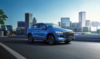 Noul SUV BYD Sealion 5 DM-i ajunge în România cu un preț imbatabil