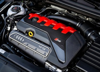 Audi 2.5 TFSI on the anniversary clock: 50 years since the debut of the first 5-cylinder engine