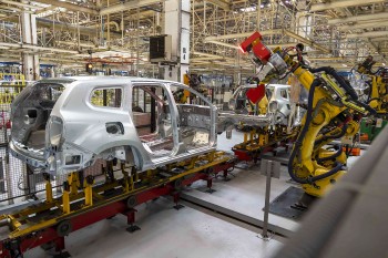 Romanian auto production fell by almost 7 percent in January 2026