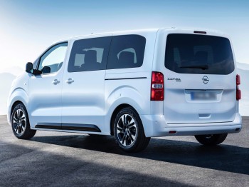 Opel Zafira Life primește o nouă motorizare diesel: Unitate de 2.2 litri și 180 CP