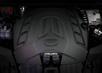 Porsche will continue production of combustion and hybrid engines after the 2030 threshold