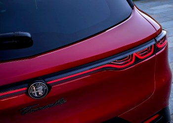 Change of direction at Alfa Romeo: Future generations of Giulia and Stelvio retain internal combustion engines