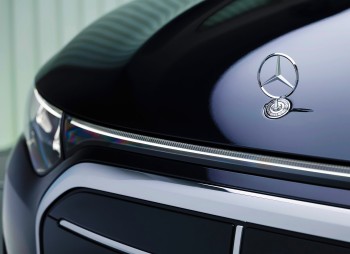 Mercedes-Benz Studio se deschide la București. Vizitatorii pot testa gratuit cele mai noi modele