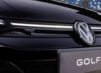 Volkswagen amână lansarea noului Golf pentru începutul deceniului următor