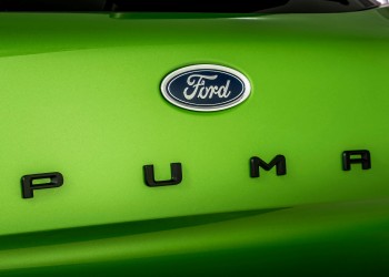 Ford lansează noile ediții speciale Puma Gen-E Black Edition și ST Edition