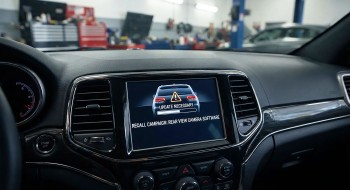 Stellantis recalls 955.000 cars worldwide due to a problem with the reversing camera