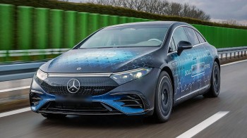 Mercedes-Benz accelerates in the solid-state battery race with ProLogium